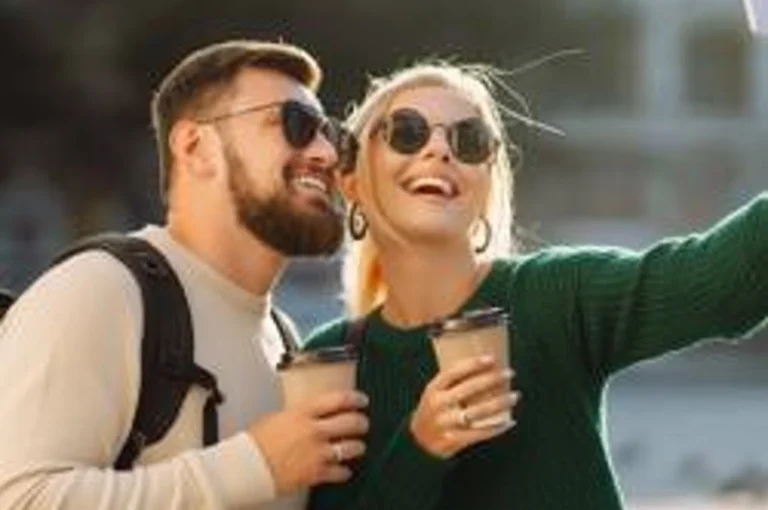 প্রেমে পড়েছেন? সময়ের সাথে বদলে যাচ্ছে সম্পর্কের সংজ্ঞা│ Modern Relationship Tips Smiling couple enjoying coffee outdoors showing love and connection │ Modern Relationship Tips