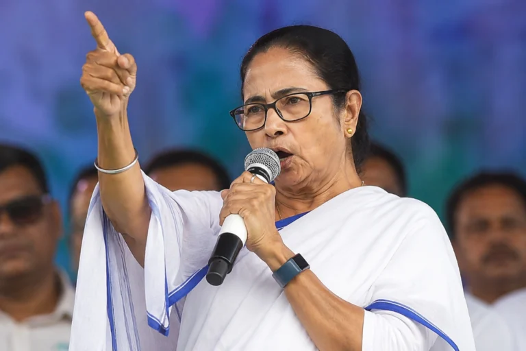 কোন বক্তব্যে বিপাকে মমতা? তাঁকে কি গ্রেফতার করা হতে পারে? Mamata Banerjee FIR controversy over alleged provocative speech and political developments in West Bengal