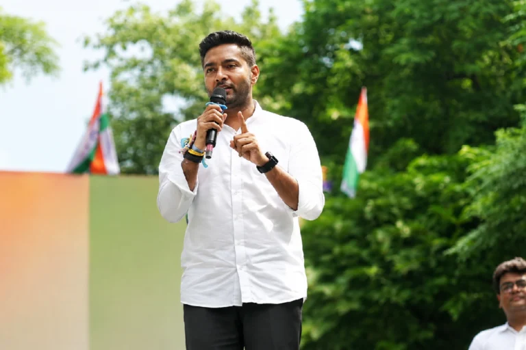 ‘অত্যাচার ততটাই করুন, যতটা সহ্য করার ক্ষমতা রাখবেন’— কাদের হুঁশিয়ারি অভিষেকের? Cathedral Road Rally: Abhishek banerjee speech targeting BJP and police administration