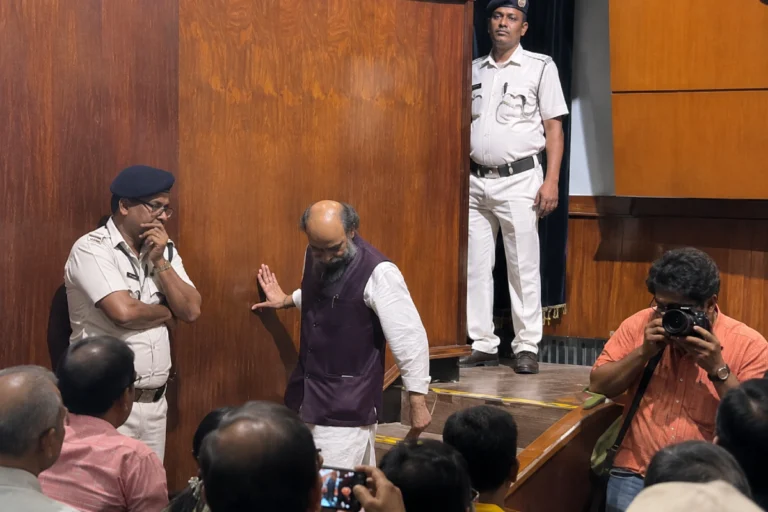 জয় গোস্বামীকে মঞ্চে ডাকতেই বিক্ষোভ, অনুষ্ঠানের নেপথ্যে কী ঘটেছিল? কেন তৈরি হল বিতর্ক Taslima Nasreen Kolkata Event at Rabindra Sadan as the exiled author addresses the audience following a brief stage protest during her return to Kolkata after nearly two decades.