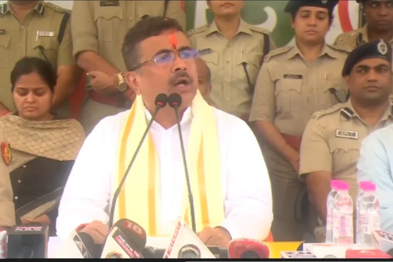 ‘নেশায় আসক্ত লোকেরাই বর্বরোচিত কাণ্ডে যুক্ত’— বালুরঘাটের পর মুখ্যমন্ত্রী কী বার্তা দিলেন? Drug Free West Bengal campaign as Suvendu Adhikari destroys 310,000 bottles of banned cough syrup at Eco Park