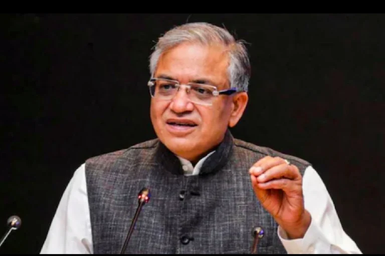ঝাঁঝালো আক্রমণ বিরোধীদের, জ্ঞানেশ কুমারের বিরুদ্ধে ইমপিচমেন্টের তোড়জোড় সংসদে, কী বলছেন বিরোধীরা Gyanesh Kumar Impeachment Motion as opposition prepares fresh removal notice in Parliament