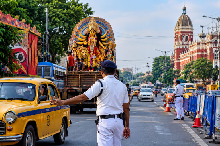 Kolkata Puja Traffic Control and road restrictions during Durga Puja